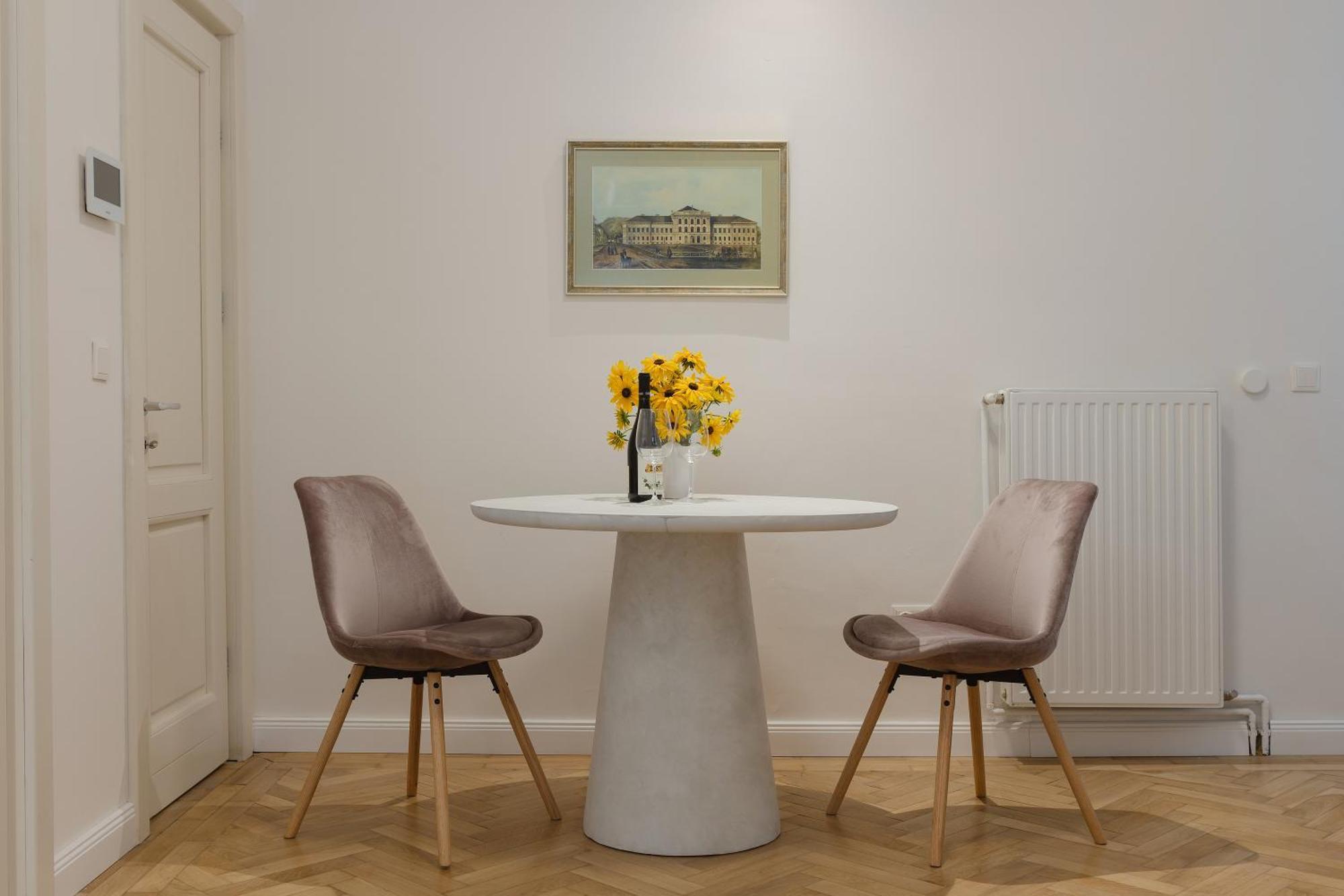 House 66 Aparthotel Brasov Luaran gambar